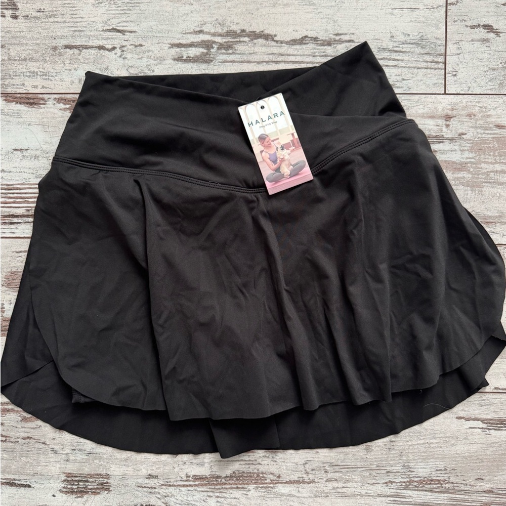 HALARA Black Athletic Mini Skirt